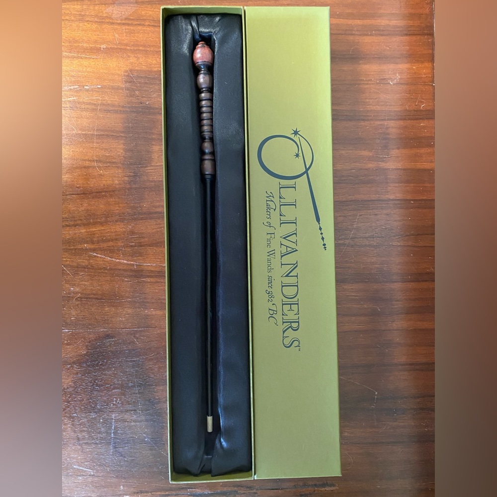 RARE Non-Interactive Vine Wand Wizarding World Harry Potter Universal Studios 09